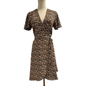NWT- Monteau Los Angeles Women’s Faux Wrap Dress Size Small